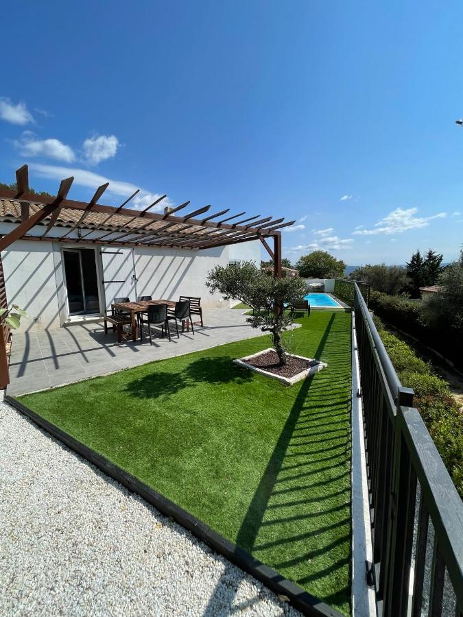 Villa Avec Piscine Cuers Eksteriør billede